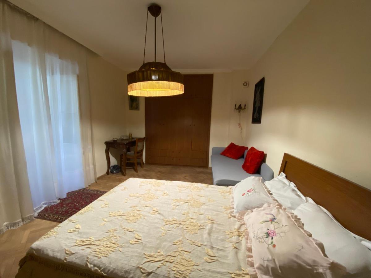 Апартаменты Cozy And Center Тбилиси Экстерьер фото
